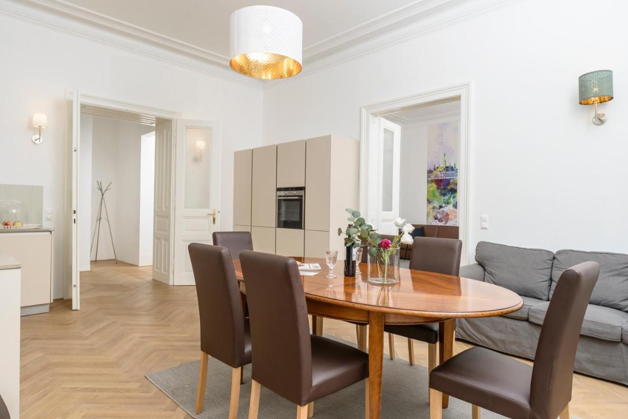 Senator Suite Stephansplatz By Ichbucheat Vienna Luaran gambar