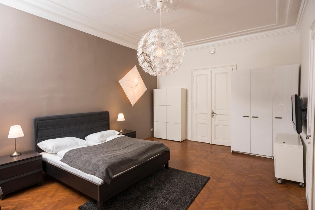 Senator Suite Stephansplatz By Ichbucheat Vienna Luaran gambar